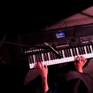 Piano Digital Yamaha SX600 - La Experiencia Musical Definitiva